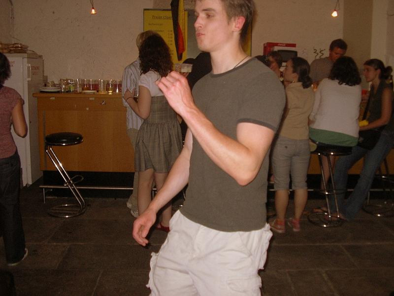 idback0405.JPG